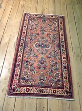 Magnifique Tapis Persan (125 X 70 CM) Tapis Oriental Neuf En Excellent État.