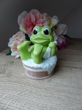 COLLECTION TIRELIRE - Grenouille dans son bain H 10,5 cm