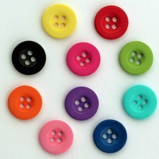 Boutons de Couture Unis avec 4