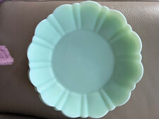 6 anciennes assiettes verre opaline vert pâle