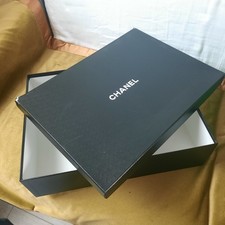 Boite CHANEL vide 45x33x12 un
