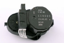 BMW E60 E61 E63 E64 Actuateur Fussraumklappe Droite 6942992