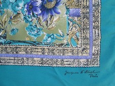 Superbe foulard jacques - -superbe,