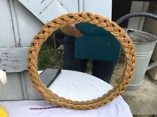 Joli miroir soleil  en rotin