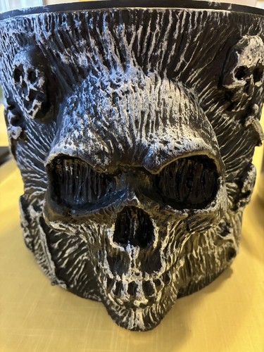 Skull ice bucket - ice,