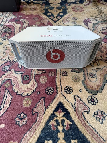 Apple beats dre beatbox - by, dr.