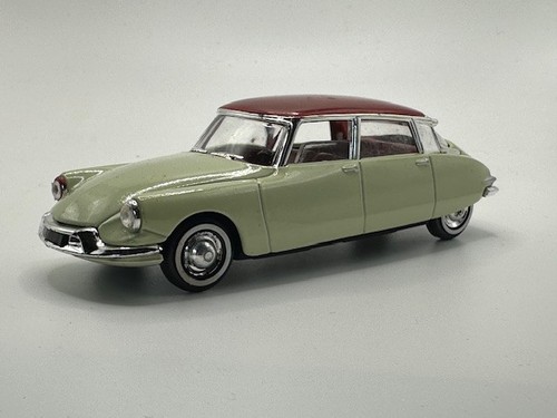 Voiture citroën 1955 - ds, 19