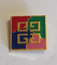 Pin's logo  GIVENCHY