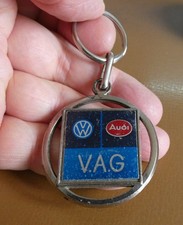 Ancien porte clé V.A.G Audi
