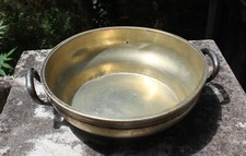 ancien plat en métal  argenté avec poinçons gravés G.W. vers   1910  ruo