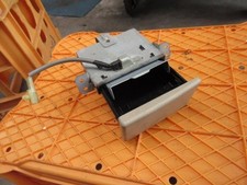 Cendrier de voiture IPSum