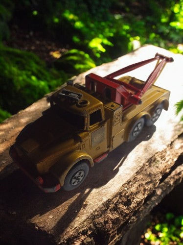 Camion dépanneuse miniature