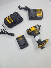 LOT DE 4 Outils Électroportatifs Dewalt - Perceuse, Batterie, 2 Chargeurs