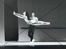 PHOTO DE RUDOLF NUREYEV NOELLE