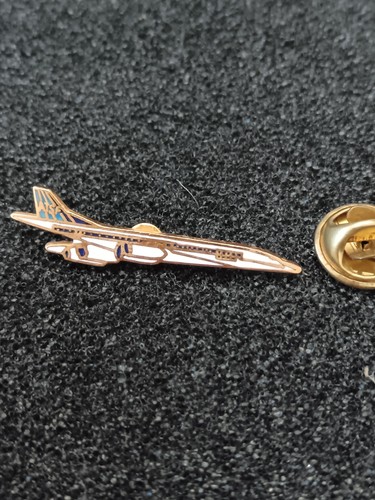 Pin pins enamel - pin, 62