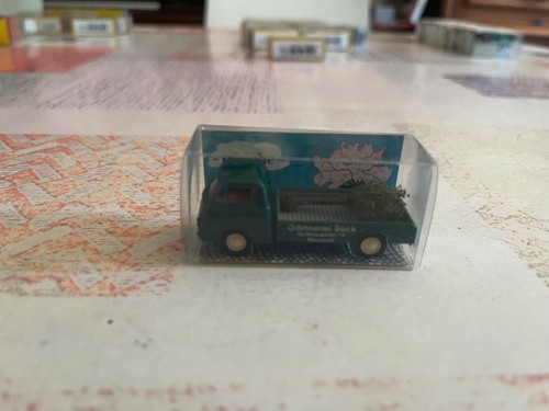 Voiture miniature camion - miniature,