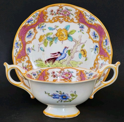Très jolie tasse - très,