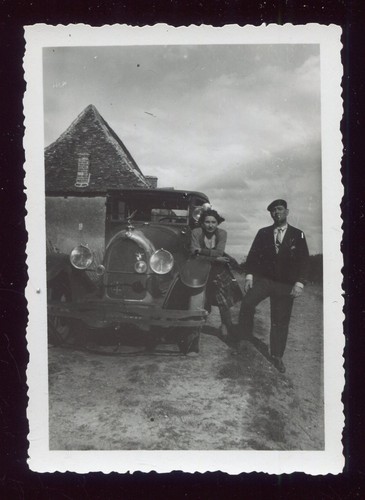 Photo ancienne automobile - ancienne,