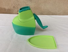 TUPPERWARE  - CHEESE MILL -