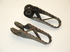 Repose pieds avant droit +