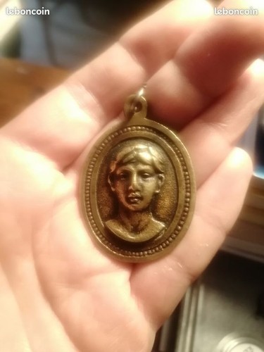 Médaille médaillon empereur