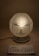 LAMPE BOULE VEILLEUSE ART DÉCO  - PORCELAINE ET VERRE PRESSÉ MOULÉ