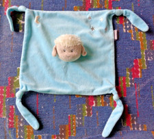 PP/ DOUDOU PLAT CARREBLANC