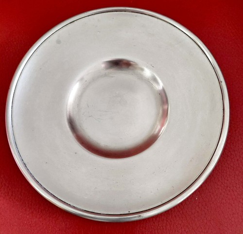 Assiette metal argente armand - assiette,