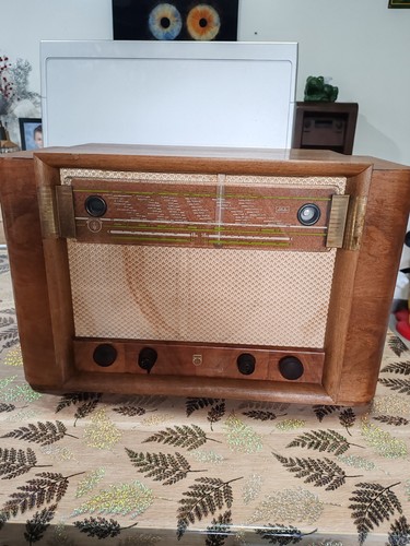 Ancien poste radio - radio, lampe