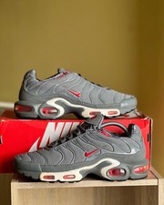 Nike Air Max Plus Tn Scarlett Grey 42 8.5  Supreme requin tuned OG Bw