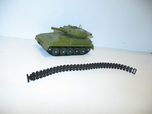 Dinky toys chenille plastic - dinky, 1