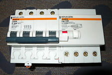 DISJONCTEUR DIFFERENTIEL 4P. TETRA 32A 30mA COURBE D MERLIN GERIN 32AMPERES 10KA