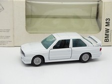 Gama 1/43  - BMW M3 E30