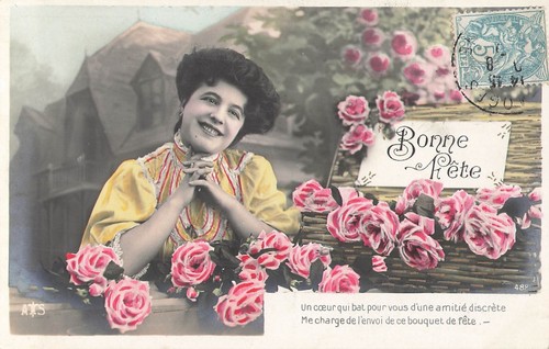 Bonne fete femme souriante - cp,