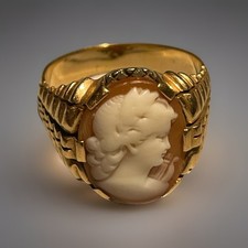 Bague camée ancienne en or