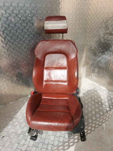 Siège avant gauche cuir - cuir,