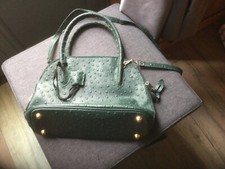 Sac style autruche vert sapin . (A/F/V) D