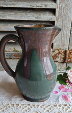 ANCIEN PICHET EN GRES DE COULEURS VERT MARRON