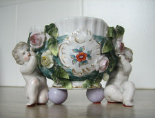 Ancienne Coupe jardinière porcelaine Sitzendorf barbotine Chérubins