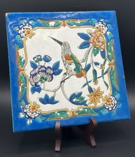 Carreau faïence Creil & Montereau décor polychrome oiseau stylisé