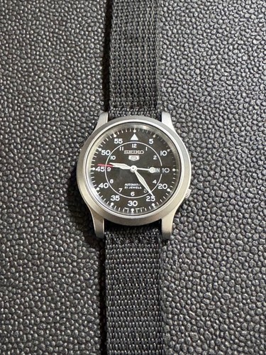 Montre militaire automatique