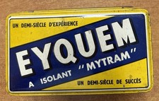 ANCIENNE BOITE DE BOUGIES
