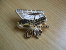 PINS  RENAULT CLIO NOIRE  DERRIERE: ARTHUS BERTRAND PARIS 