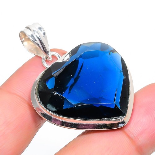 Pendentif pierre précieuse - , en