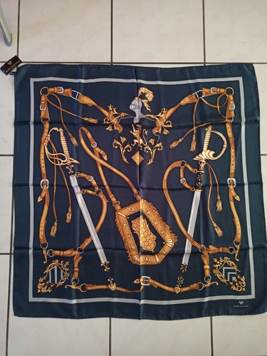 Foulard soie mario valentino - soie,