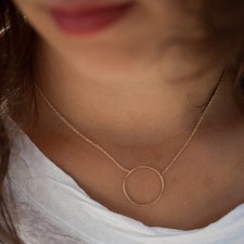 Collier rond - cercle - anneau