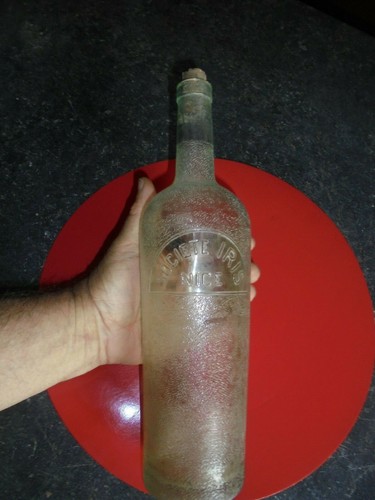 Ancienne bouteille vide - ancienne,