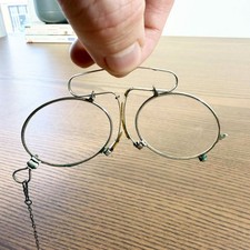Lunettes pince-nez anciennes