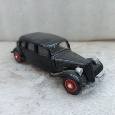 DUBRAY FRANCE PLASTIQUE CITROEN TRACTION 11 B AVEC MALLE BON ETAT SANS BOITE