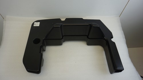 Audi subwoofer speaker - 8t,